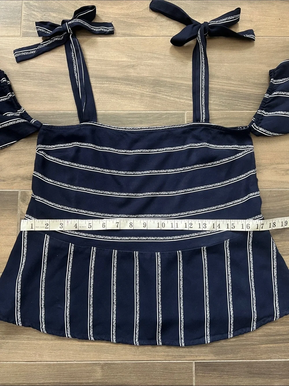 Anthropologie Splendid Off the Shoulder Top with Ties Navy/White Striped Small - Picture 11 of 15